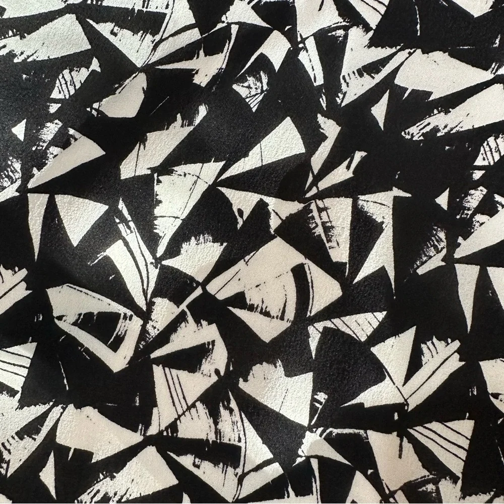 ALC Black Patti Printed Silk V Neck Halter Cross Back Maxi Dress Resort Vacay - Picture 7 of 12